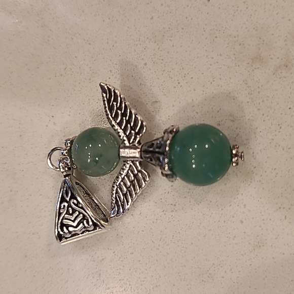 Silver and Green Angel Wing Pendant - Picture 1 of 5